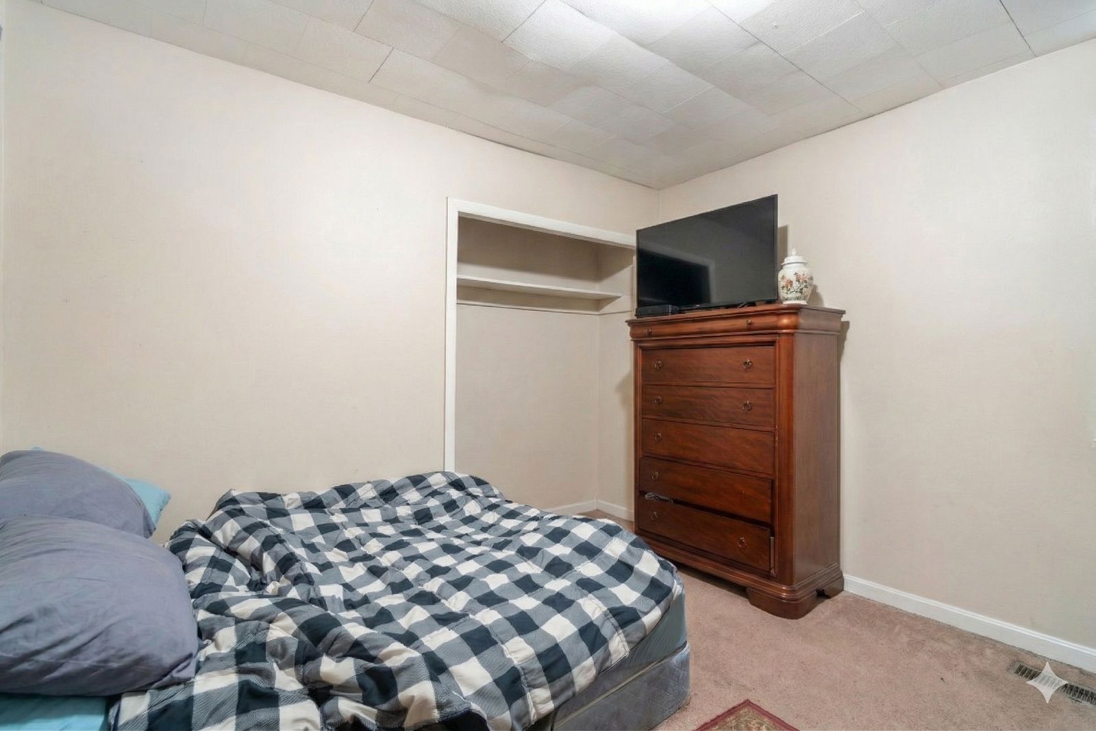 Duplex residential unit interior and exterior, Mount Airy Portfolio 13