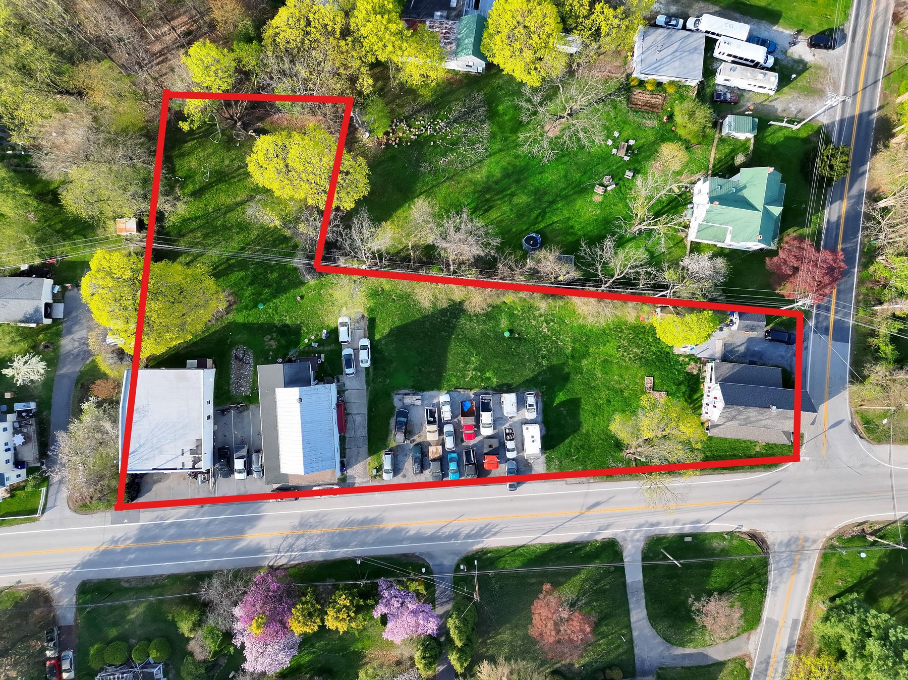 Aerial view of the Mount Airy Portfolio with the property boundary marked, 16708 Frederick Road, Mount Airy MD